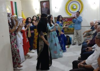 LI HESEKÊ ŞEVBIHÊRKEK JI BO VEJÎNA NASNAME Û FOLKLORÊ HAT VEJANDIN.