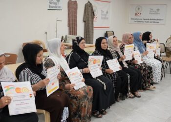 Kampa Kewregoskê ya Penaberên Rojavayê Kurdistanê xuleke fêrkirina dirûtinê ji bo jinan bi dawî hat .