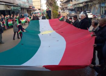 DIRBÊSIYÊ:ROJA ALA KURDÎ JI ALIYÊ XWECIHIYA DIRBÊSYÊ VE HAT VEJANDIN…