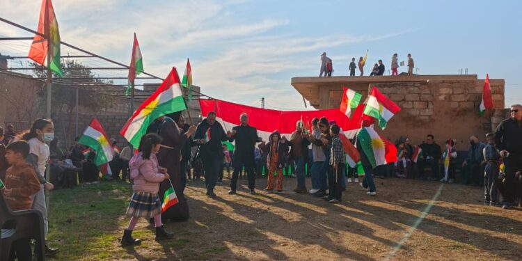 ROJA ALA KURDÎ JI ALIYÊ XWECIHIYA BARZANIYÊ NEMIR VE HAT VEJANDIN…