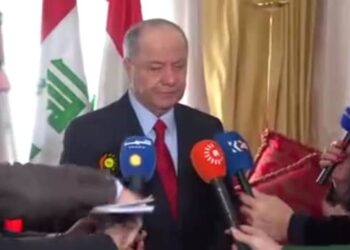 SEROK MESÛD BARZANÎ: KOBANÊ BAJAREKÎ KURDISTANÎ YE KU DIVÊ DEST LÊ NEYÊ GIRTIN.