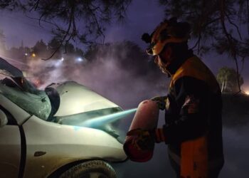 Li Himsê ji ber şewatekê 5 kesan jiyana xwe ji dest dan û 10 kesên din jî birîndarbûn.