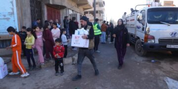 Dezgeha Xêrxwaziya Barzanî Alîkariyên mirovî li ser 1000 malbatî li Qamişlo dabeşkirin.
