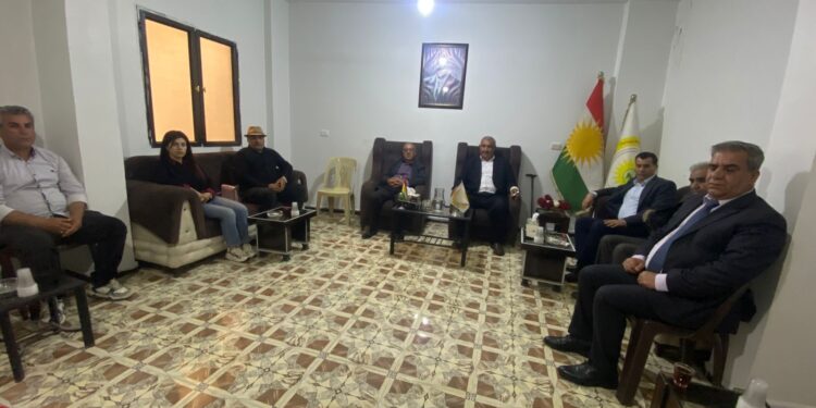 Xwecihiya Dêrikê civîna xwe ya asayî li darxist.
