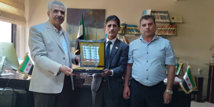 ŞAM: DR.ISMET ELAH REMEDAN JI BO XEBATÊN WÎ YÊN DI XIZMETA ZIMANÊ KURDÎ DE HAT XELATKIRIN.