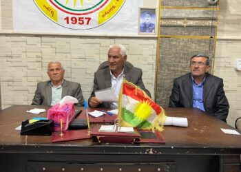 Girgê Legê.. Xwecihiya Girgê Legê civînek li darxist.
