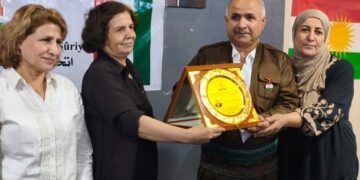 HESEKÊ : BÎRANÎNA SÊYEMÎN SALVEGERA KOÇA DAWÎ YA NIVÎSKAR Û HELBESTVANÊ KURD MEHMÛD SEBRÎ HAT VEJANDIN.   