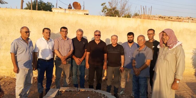 XWECIHIYA DIRBÊSIYÊ CIVÎNA XWE YA ASAYÎ LI DAR XIST .