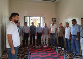 XWECIHIYA DIRBÊSIYÊ CIVÎNA XWE YA ASAYÎ LI DAR XIST .